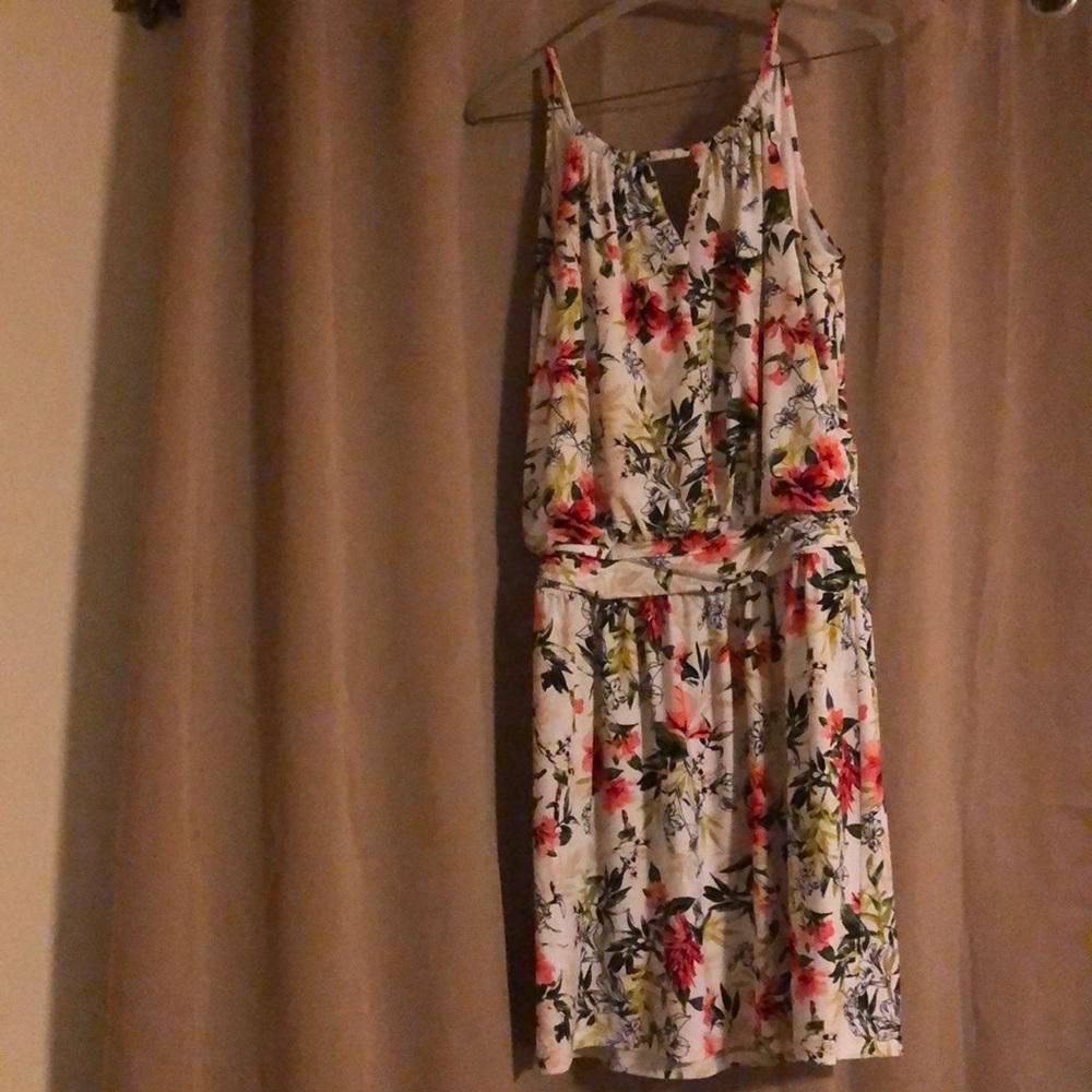 Perfect spring and summer dress!